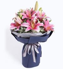 Pink lilies bouquet